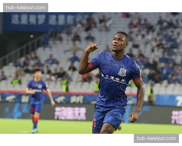 马莱莱梅开二度助大连客场首胜 终结泰山主场不败纪录